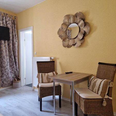 Ricks City Hotel Трир Екстериор снимка