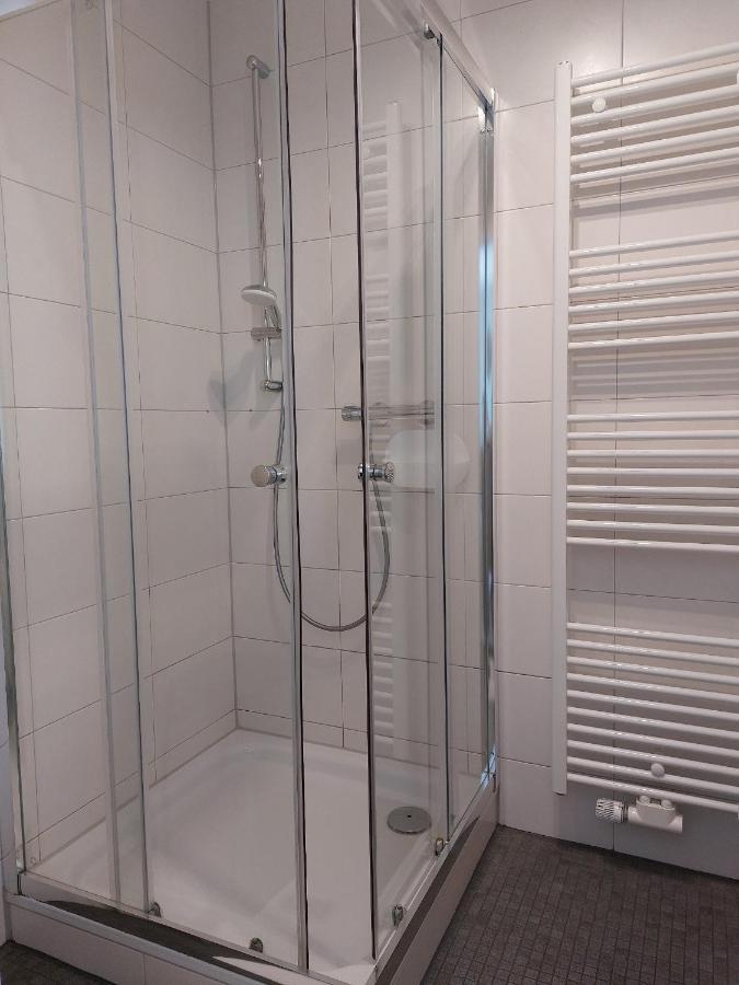 Ricks City Hotel Трир Екстериор снимка