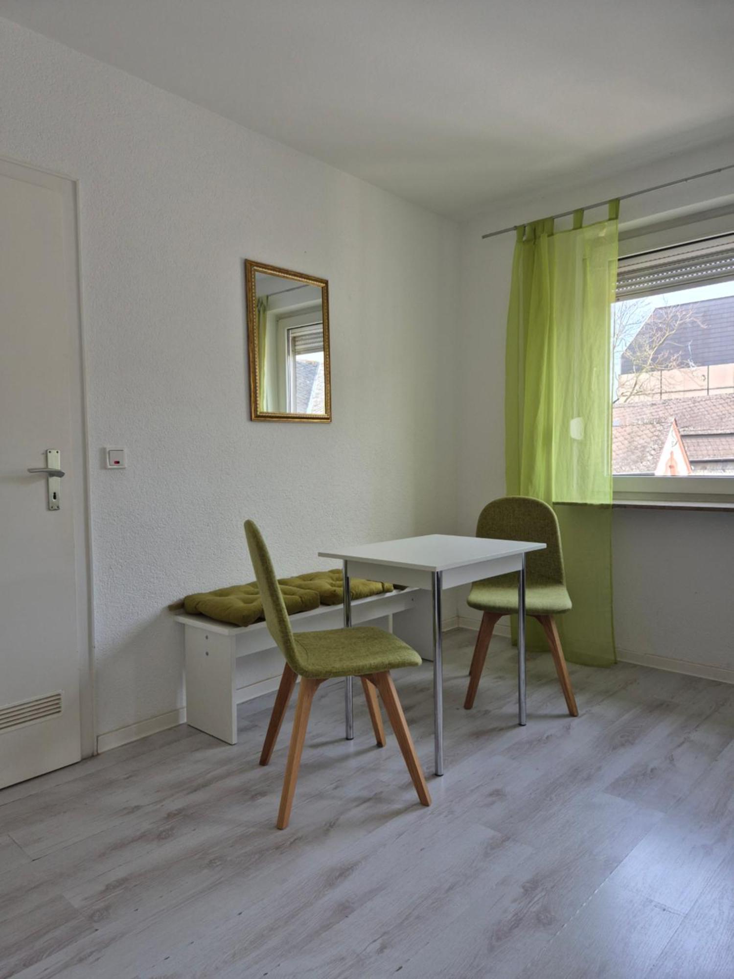 Ricks City Hotel Трир Екстериор снимка